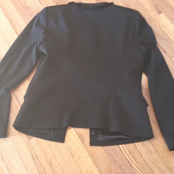 Tahari Snap-Front Ribbon-Trim Blazer ■ Size 10 - Picture 9 of 15